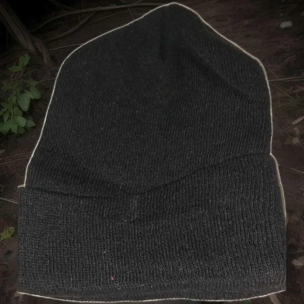 2 Pack Boys Knit Hat New Without Tags One Size  Winter Warm Black Black Burgandy